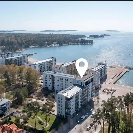 Meren Laeheisyydessae Iso Yksioe Helsinki