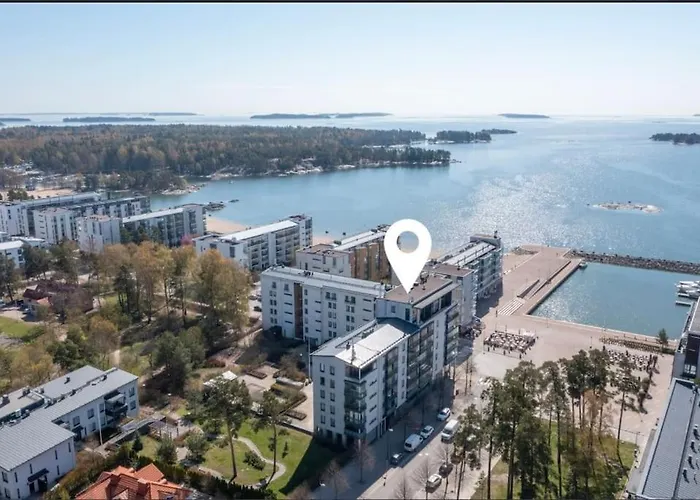 Meren Laeheisyydessae Iso Yksioe Helsínquia