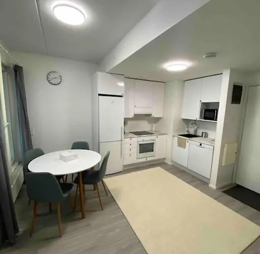 Meren Laeheisyydessae Iso Yksioe Apartamento Helsínquia